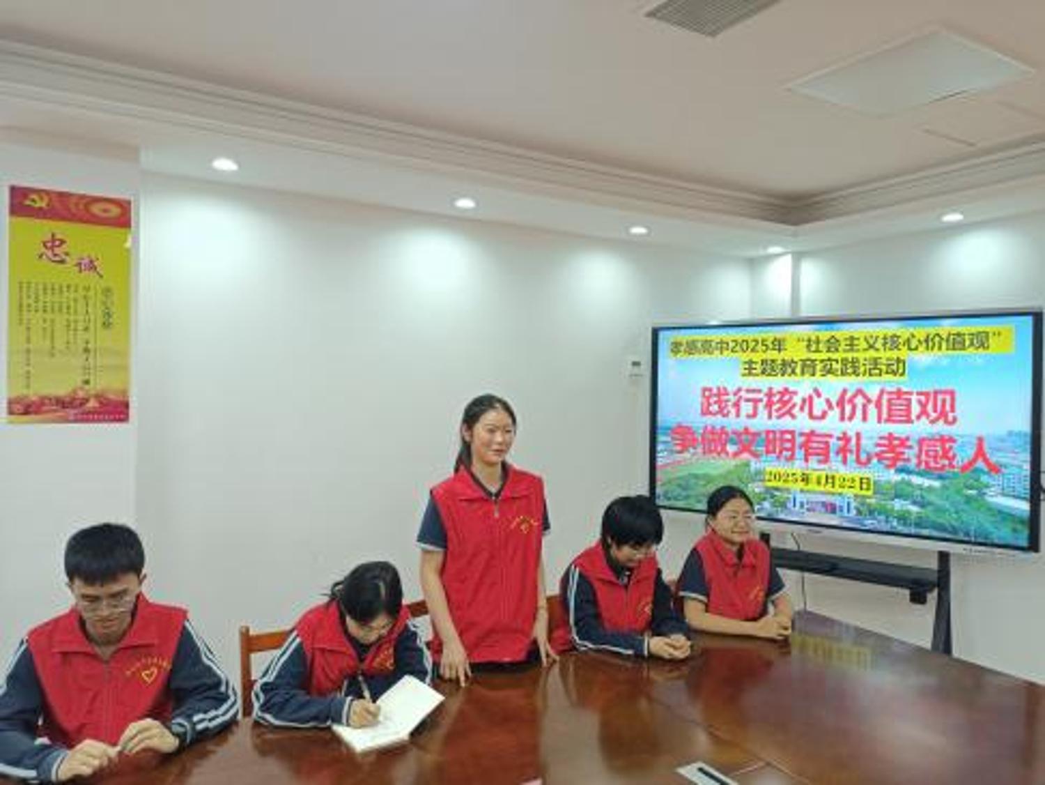 680ed61ccb819.jpg