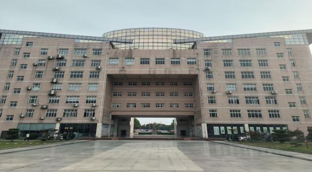 群英薈萃聚蒲城，厲兵秣馬共前行
