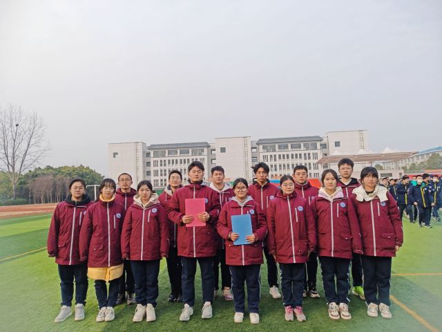 【國(guó)旗下講話(huà)】（十三）——風(fēng)華正茂，活出青春最美麗的模樣！