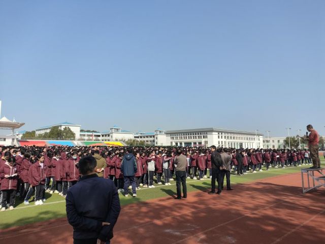 強化安全意識，提高避險能力——孝感高中圓滿開展2024年上半年師生安全疏散演練活動
