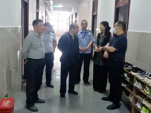 【專項工作】孝感高中組織開展第十九輪安全衛(wèi)生大檢查活動（總結）
